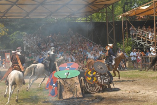 View larger image View larger image