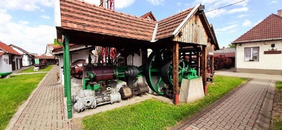 View larger image View larger image