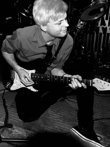 View larger image View larger image