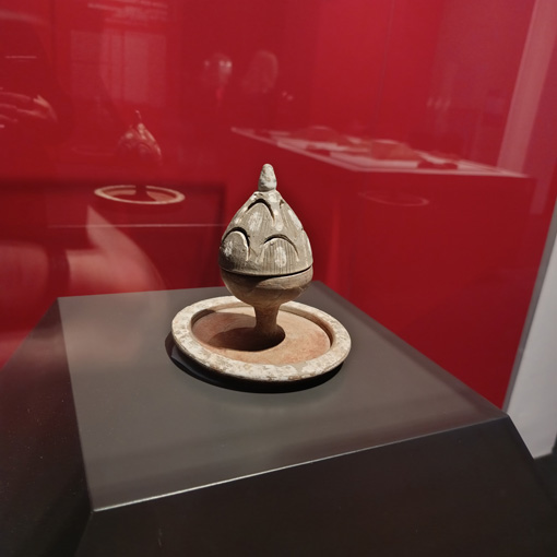 View larger image View larger image