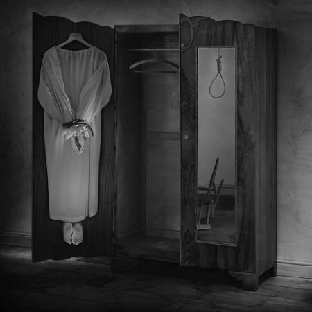 View larger image View larger image