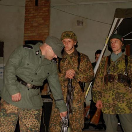 View larger image View larger image