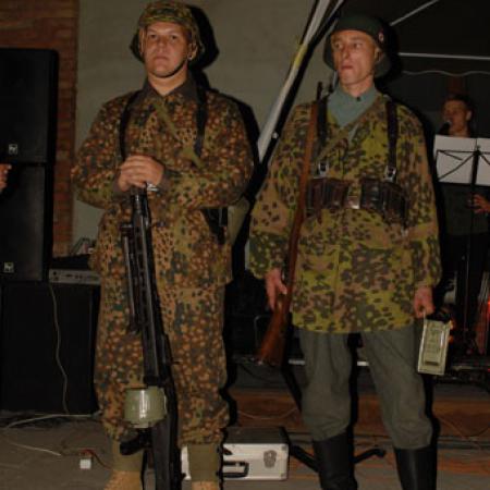 View larger image View larger image