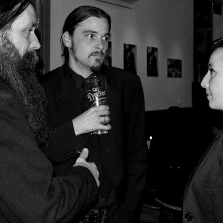 View larger image View larger image