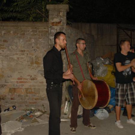 View larger image View larger image