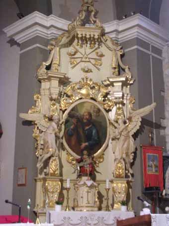 View larger image View larger image