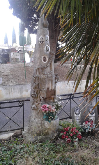 View larger image View larger image