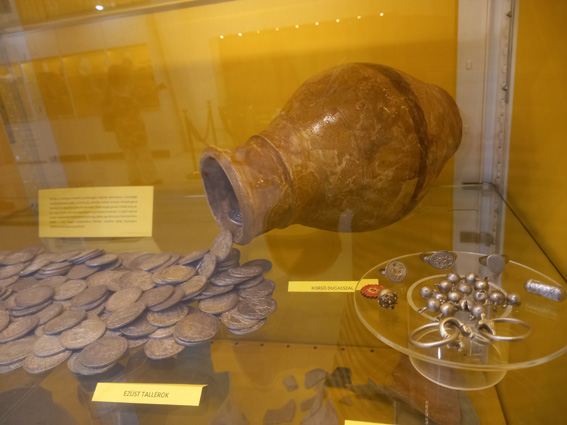 View larger image View larger image