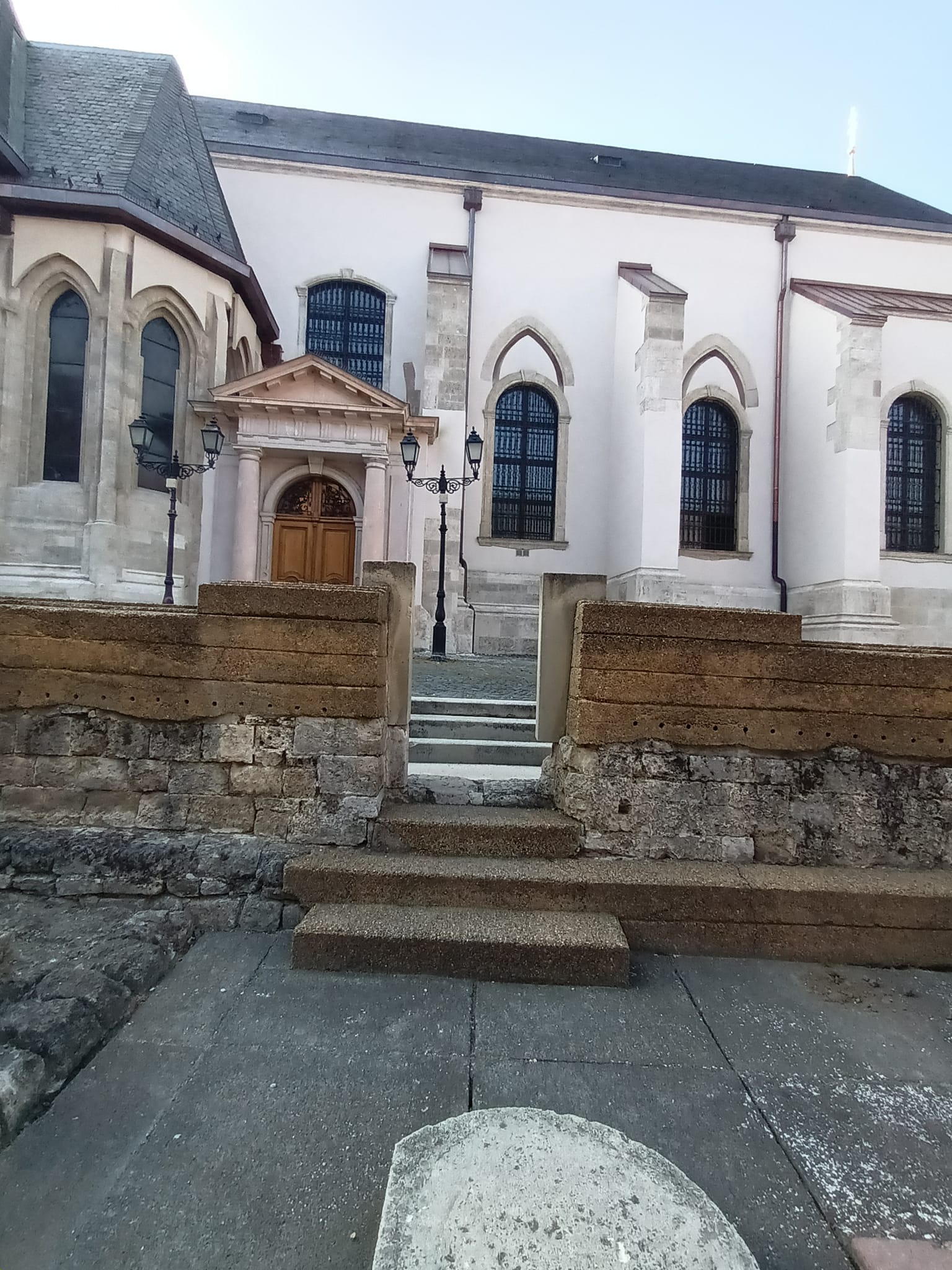 View larger image View larger image